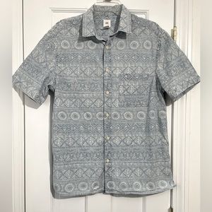 H&M Men’s Medium Button Down Short Sleeve Shirt